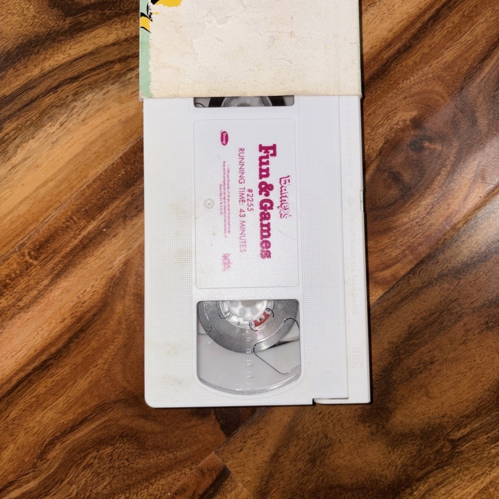 Barney Classic Collection VHS Lot of 4 White Tapes Tested and Works - Picture 13 of 13